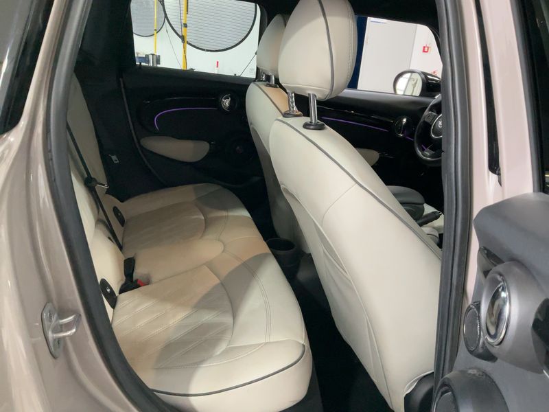 MINI Cooper S John Cooper Works Trim 2023 – снимка 19