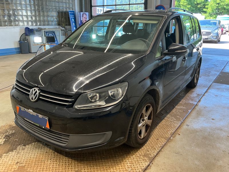 Volkswagen Touran 1.2 TSI Trendline 2010 – снимка 1