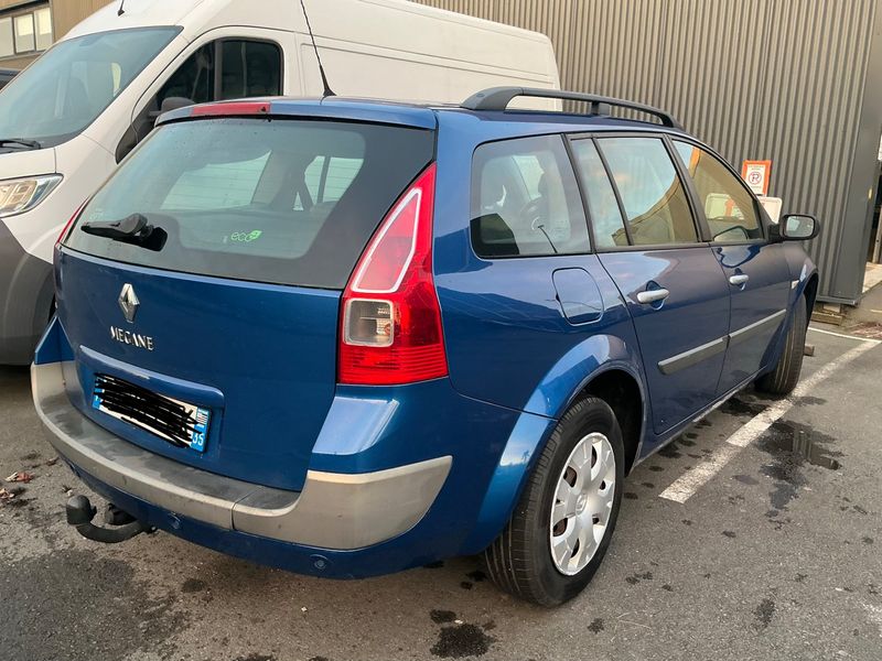 Renault Megane 1.5 dCi Impulsion 2008 – снимка 2