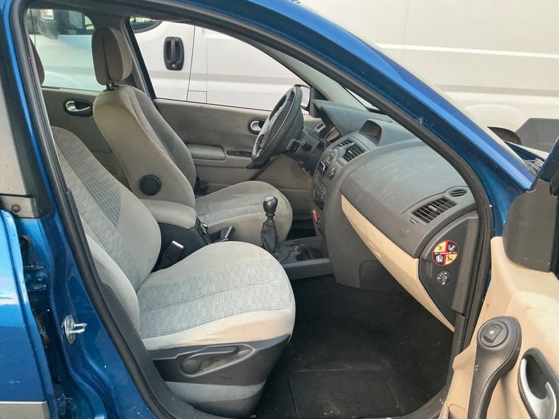 Renault Megane 1.5 dCi Impulsion 2008 – снимка 3