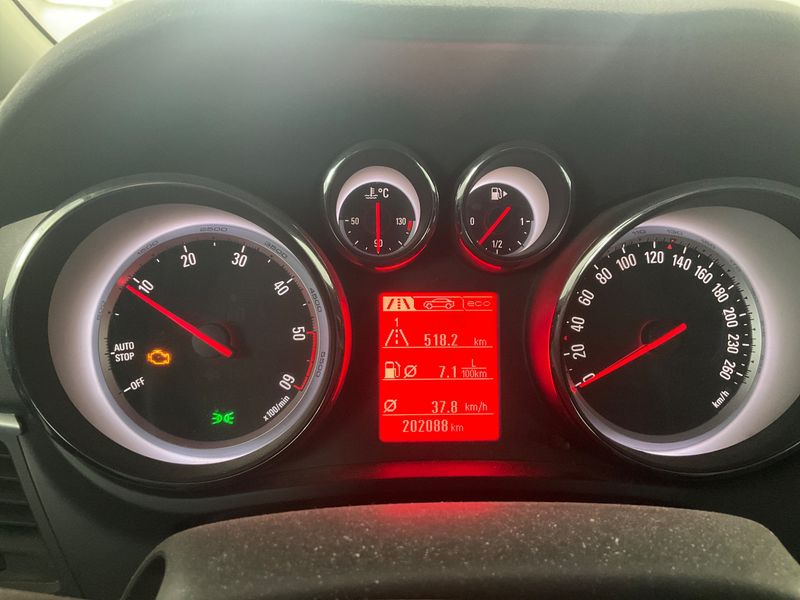 Opel Zafira Tourer 1.6 CDTI DPF Edition 2014 – снимка 4