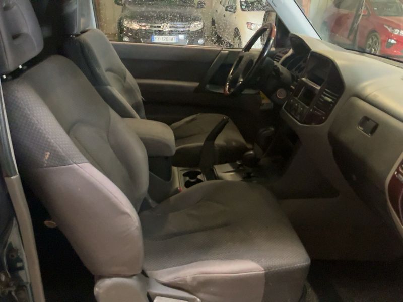 Mitsubishi Pajero 3.2 DI-D Elegance 2000 – снимка 16