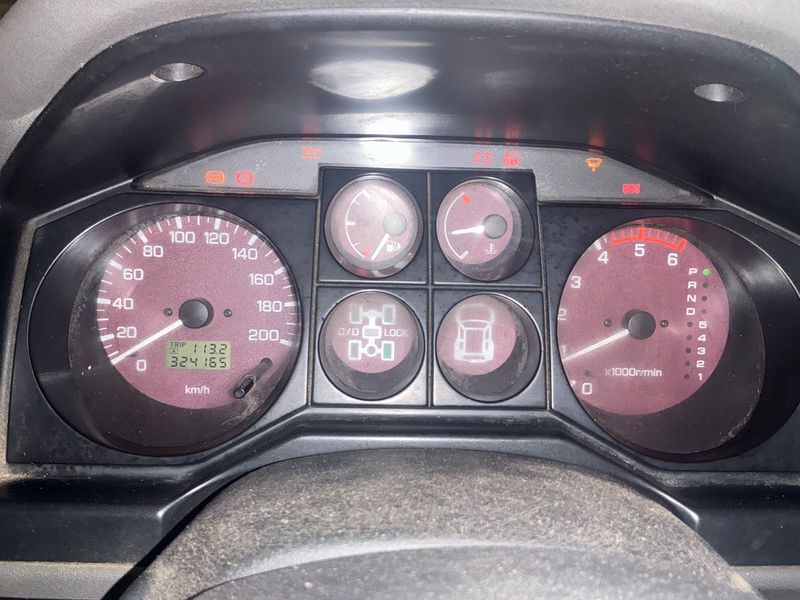 Mitsubishi Pajero 3.2 DI-D Elegance 2000 – снимка 18