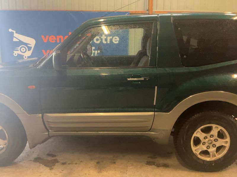 Mitsubishi Pajero 3.2 DI-D Elegance 2000 – снимка 4