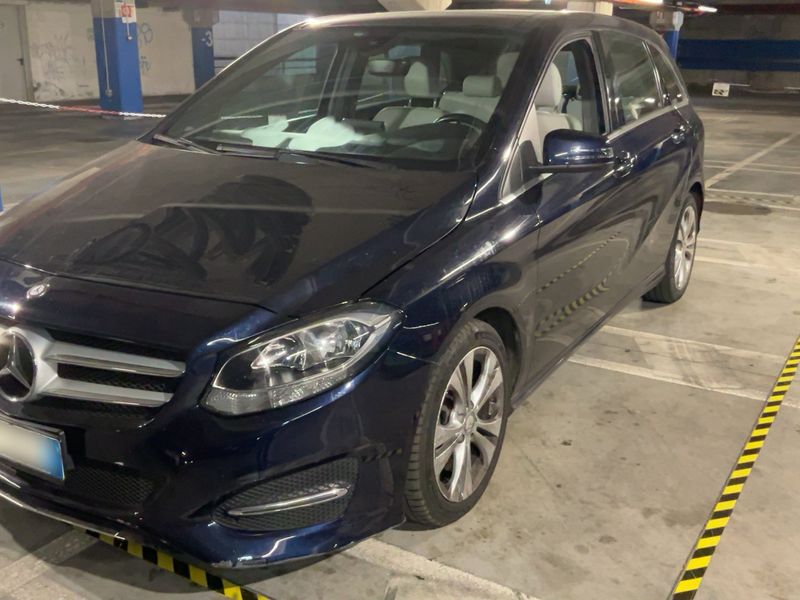 Mercedes-Benz B-Klasse B 180 AMG Sport 2016 – снимка 2