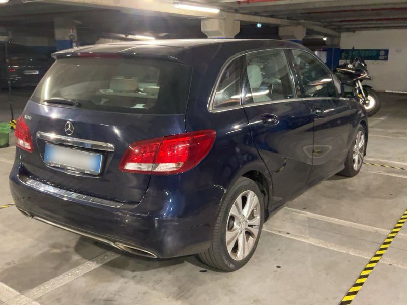 Mercedes-Benz B-Klasse B 180 AMG Sport 2016 – снимка 8