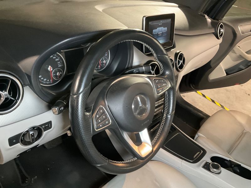 Mercedes-Benz B-Klasse B 180 AMG Sport 2016 – снимка 30