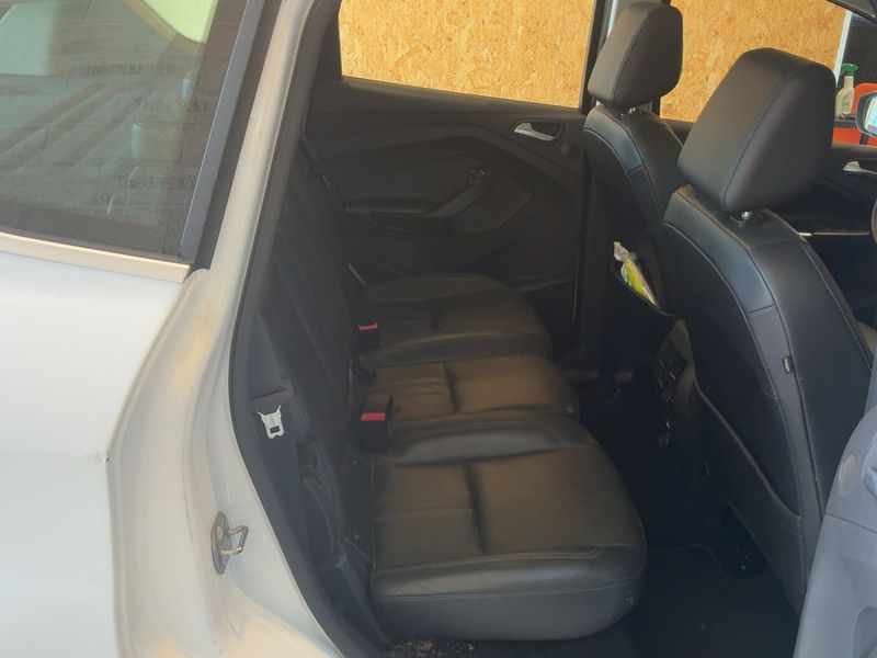 Ford C-Max 1.5 TDCi Titanium 2016 – снимка 19