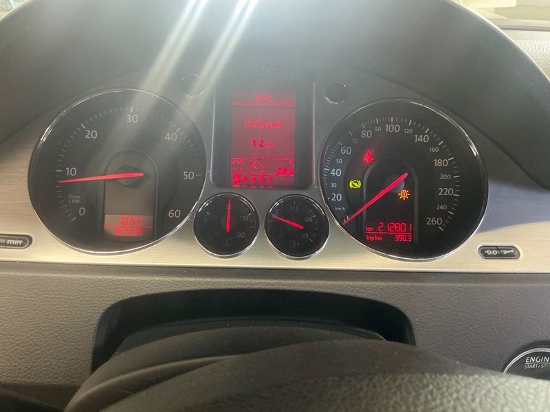 Volkswagen Passat 2.0 TDI Highline 2007 – снимка 19