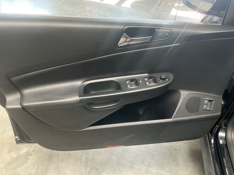 Volkswagen Passat 2.0 TDI Highline 2007 – снимка 36