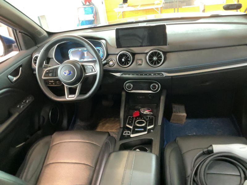 DFSK Seres 3 electric drive 120 kW S2 2022 – снимка 18