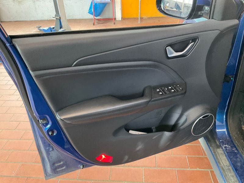 DFSK Seres 3 electric drive 120 kW S2 2022 – снимка 23