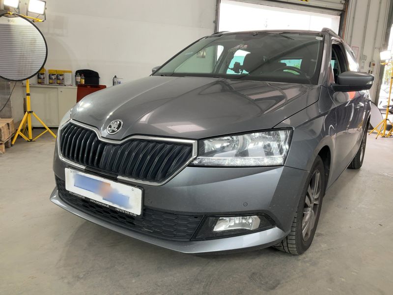 Skoda Fabia 1.0 TSI Ambition SC 2022 – снимка 1