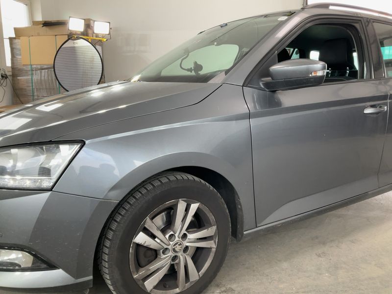 Skoda Fabia 1.0 TSI Ambition SC 2022 – снимка 2