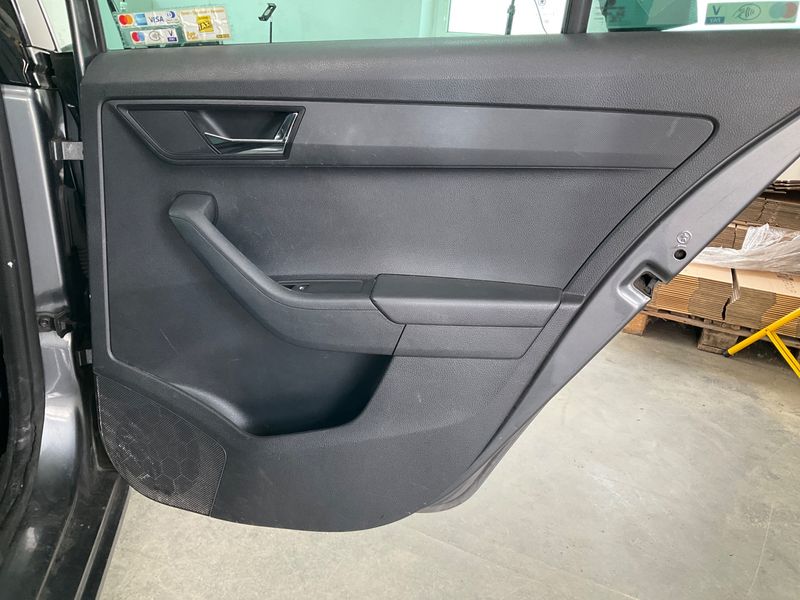 Skoda Fabia 1.0 TSI Ambition SC 2022 – снимка 27