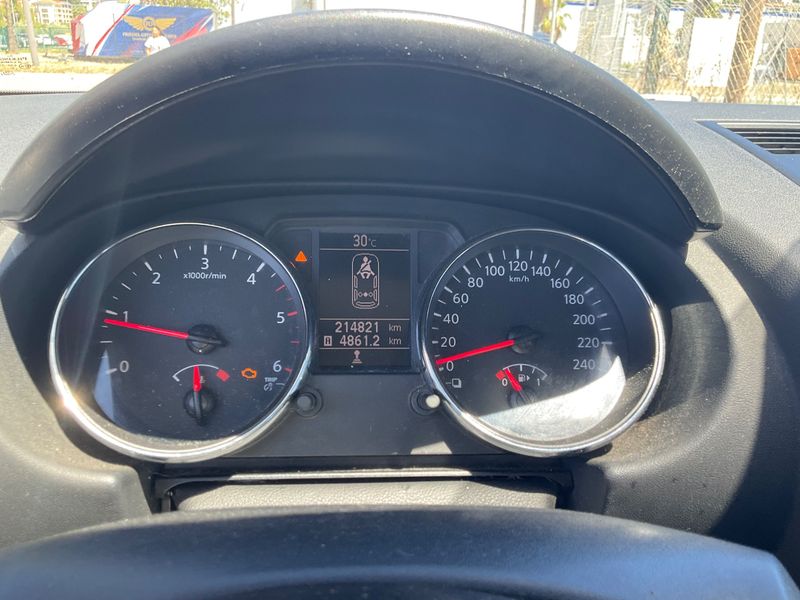 Nissan Qashqai 1.5 Turbodiesel Teckna 2012 – снимка 4