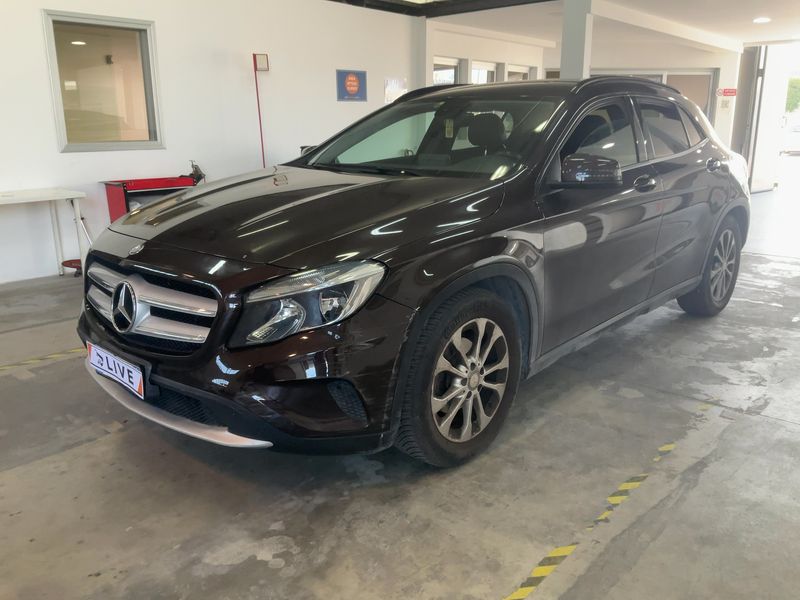 Mercedes-Benz GLA-Klasse GLA 180 d Business 2016 – снимка 1