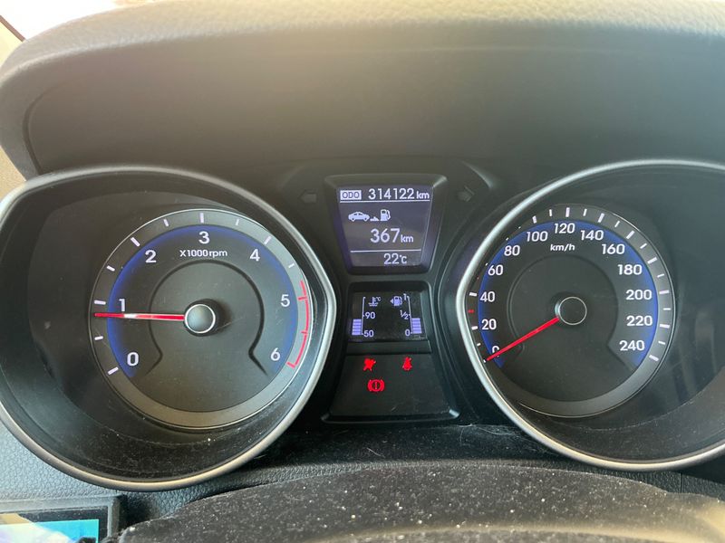 Hyundai i30 1.4 CRDi City 2012 – снимка 4