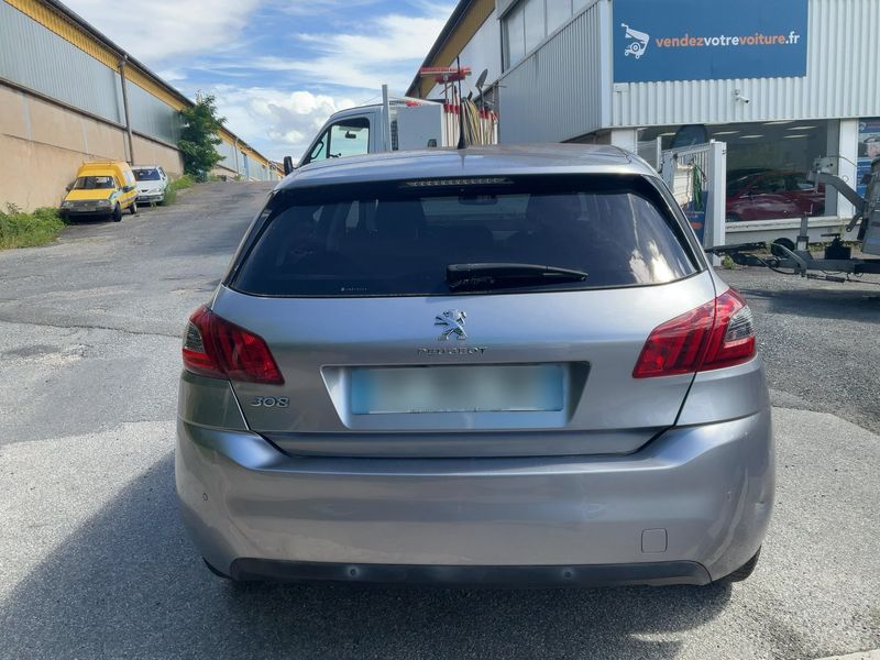 Peugeot 308 1.2 e-THP Allure 2018 – снимка 7