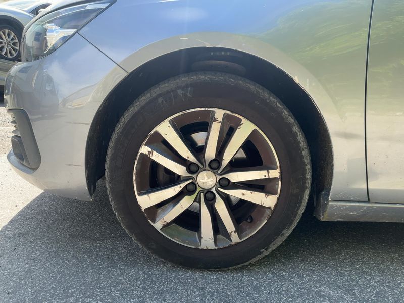 Peugeot 308 1.2 e-THP Allure 2018 – снимка 3