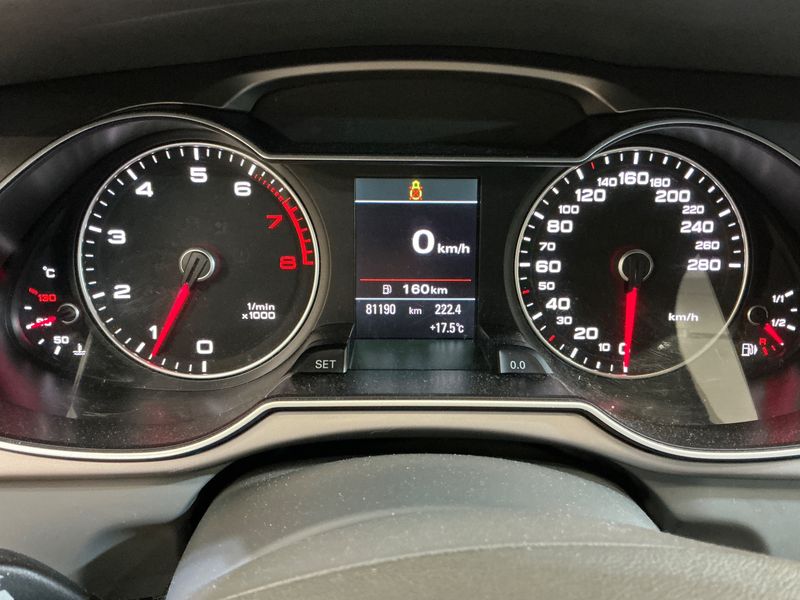 Audi A4 1.8 TFSI Ambiente 2013 – снимка 18