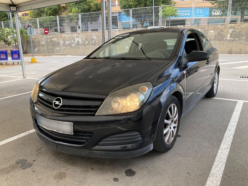Opel Astra GTC 1.6 Enjoy 2005 – снимка 1