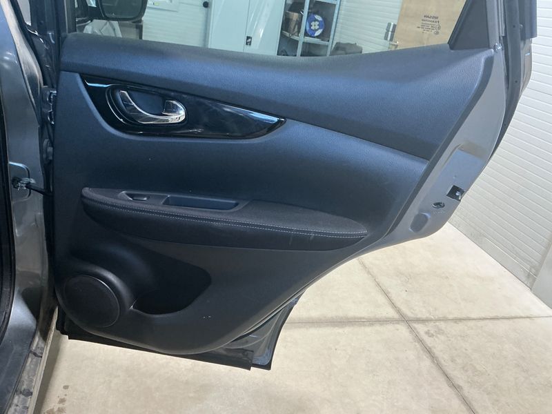 Nissan Qashqai 1.6 dCi N-Connecta 2016 – снимка 33