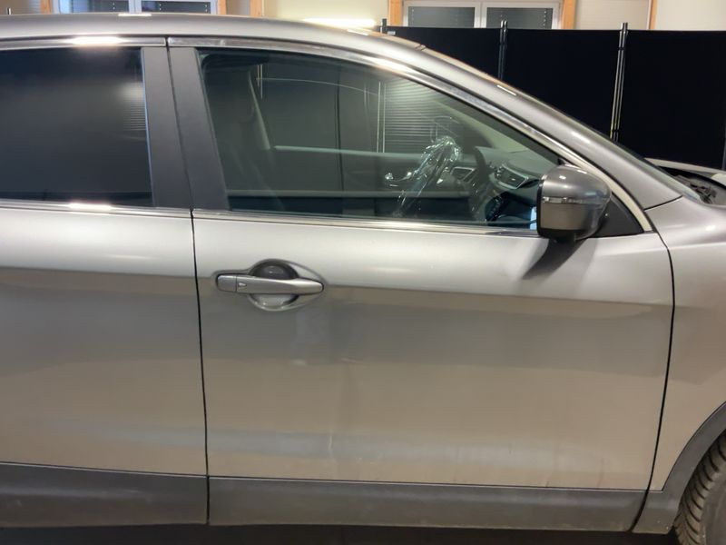 Nissan Qashqai 1.6 dCi N-Connecta 2016 – снимка 10