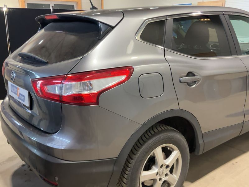 Nissan Qashqai 1.6 dCi N-Connecta 2016 – снимка 8