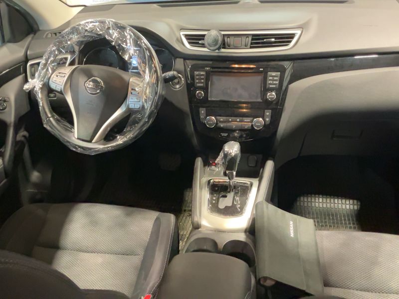 Nissan Qashqai 1.6 dCi N-Connecta 2016 – снимка 18