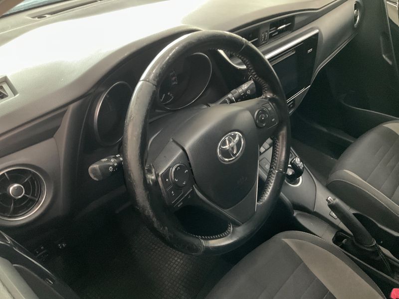 Toyota Auris 1.8 Hybrid Active 2016 – снимка 28