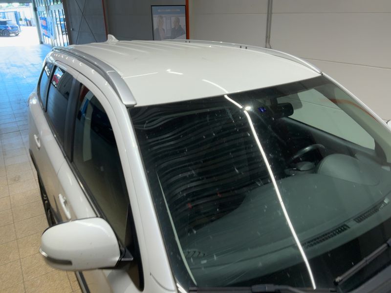 Mitsubishi Outlander 2.2 DI-D Diamant Edition 4WD 2017 – снимка 13