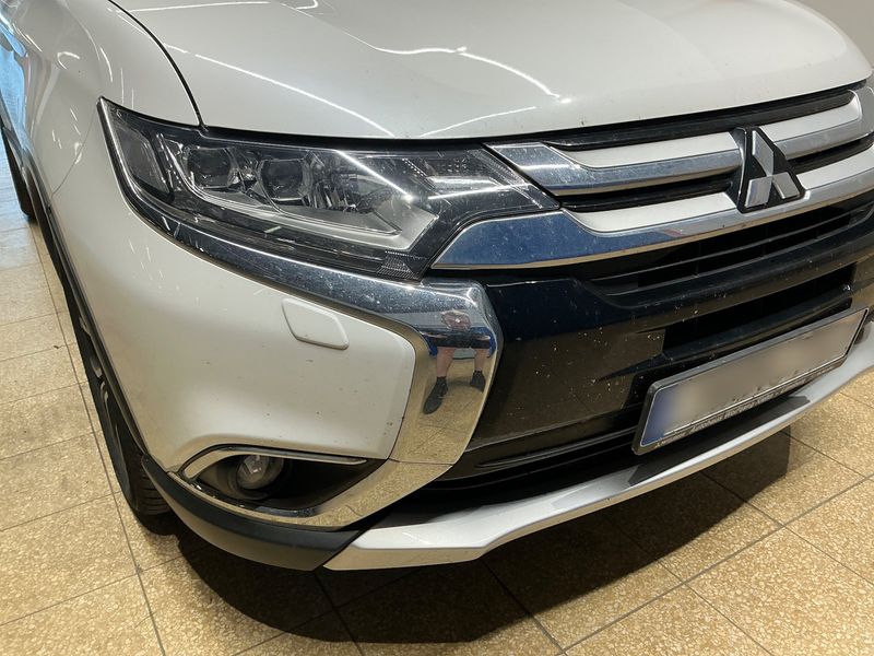 Mitsubishi Outlander 2.2 DI-D Diamant Edition 4WD 2017 – снимка 30