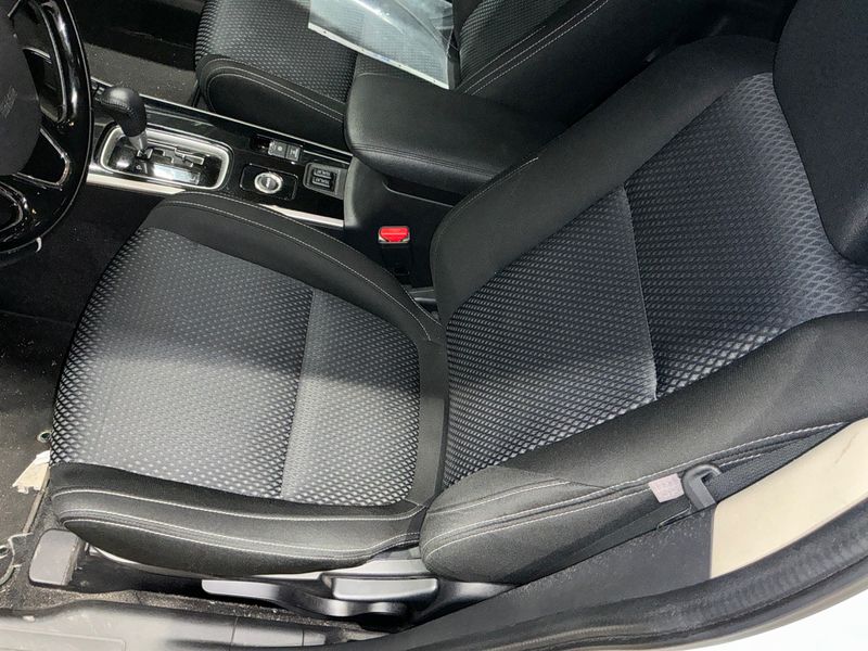 Mitsubishi Outlander 2.2 DI-D Diamant Edition 4WD 2017 – снимка 27
