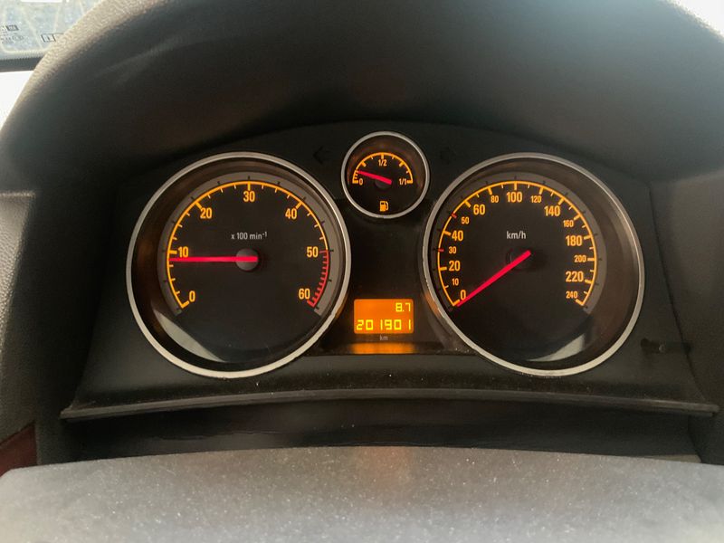 Opel Astra 1.7 CDTI Elegance 2005 – снимка 4