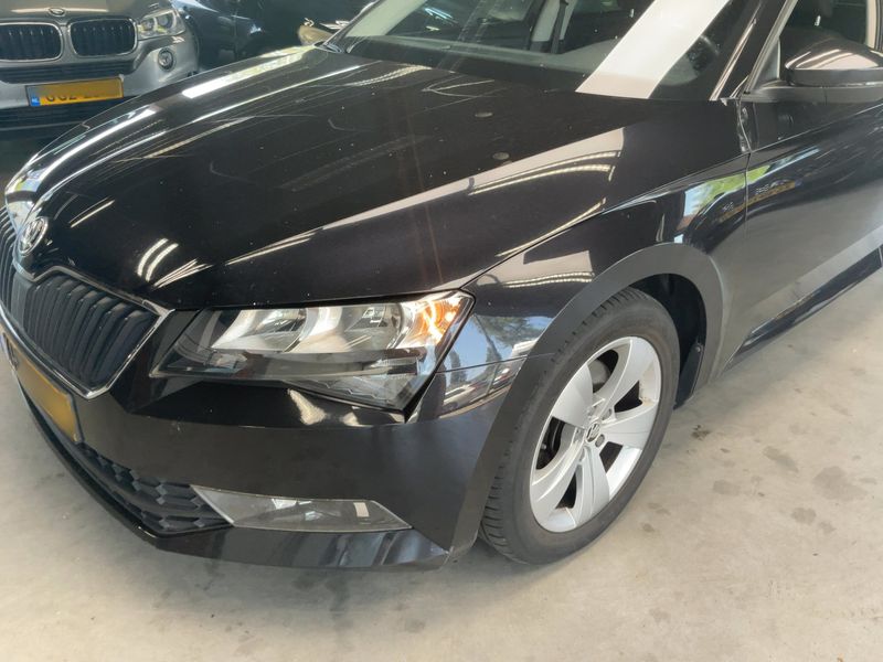 Skoda Superb 1.6 TDI Active 2016 – снимка 2