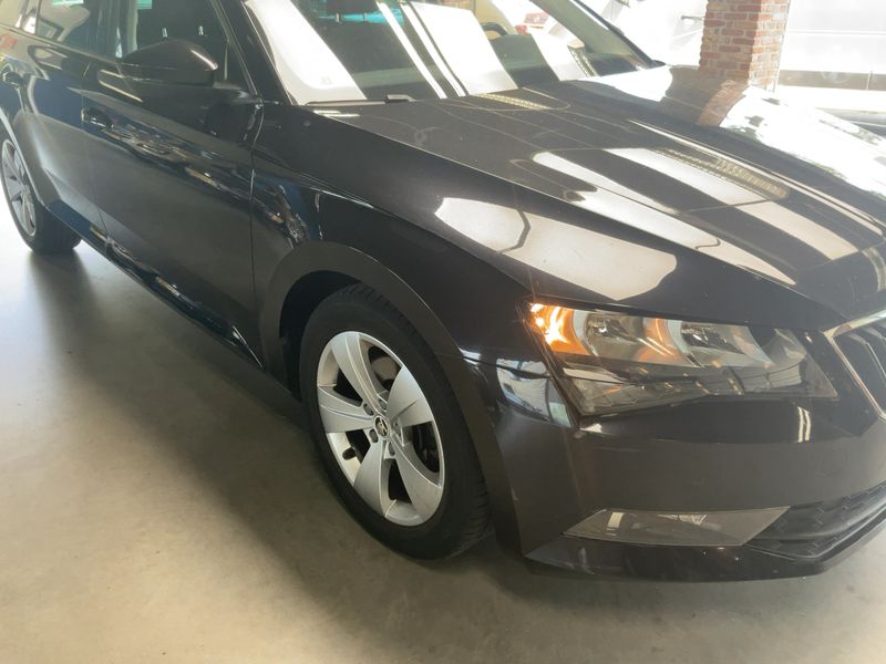 Skoda Superb 1.6 TDI Active 2016 – снимка 12