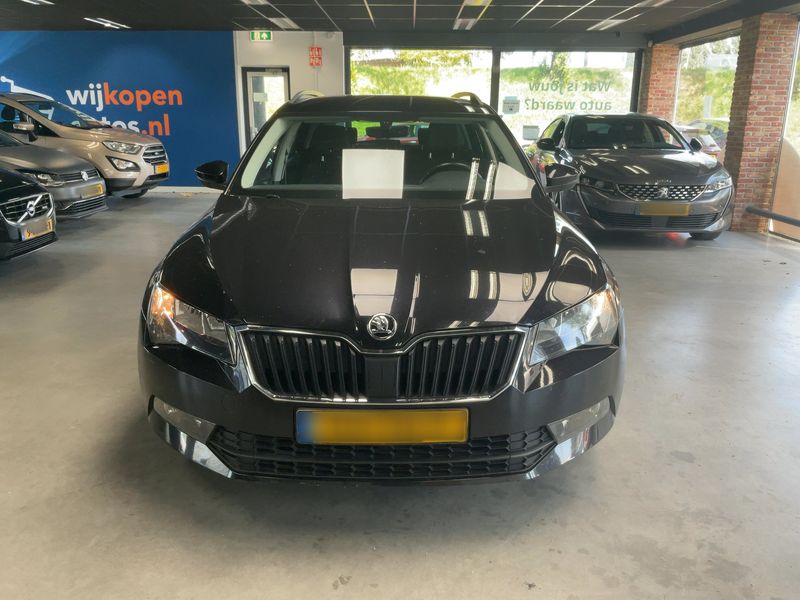 Skoda Superb 1.6 TDI Active 2016 – снимка 14