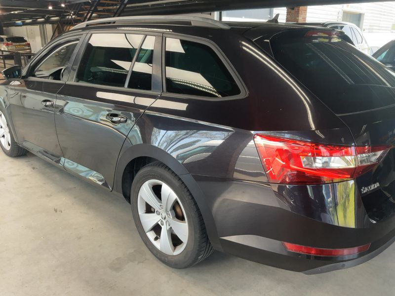 Skoda Superb 1.6 TDI Active 2016 – снимка 6