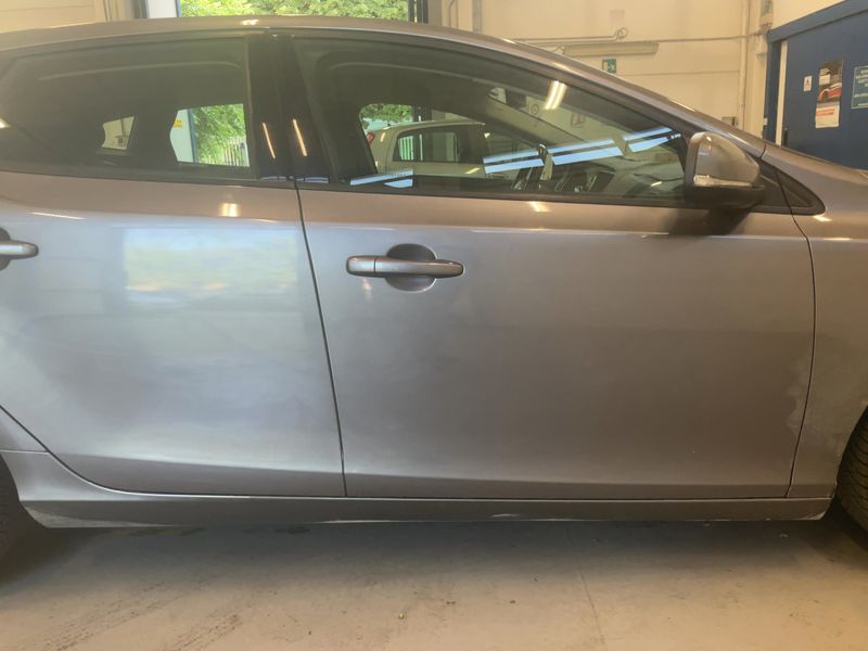 Volvo V40 2.0 D2 Plus 2019 – снимка 10