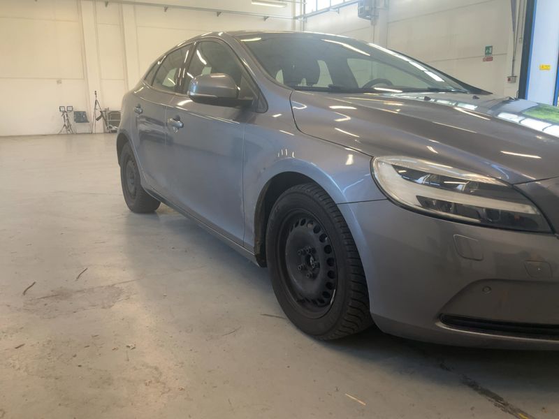 Volvo V40 2.0 D2 Plus 2019 – снимка 12
