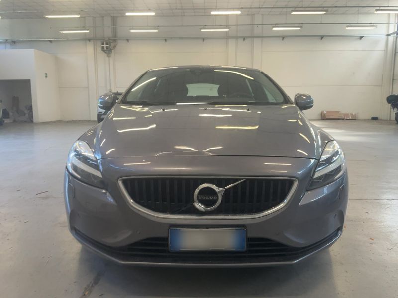 Volvo V40 2.0 D2 Plus 2019 – снимка 14