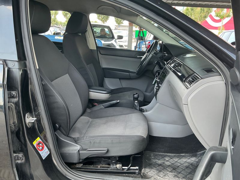 Seat Toledo 1.6 TDI Style 2014 – снимка 3