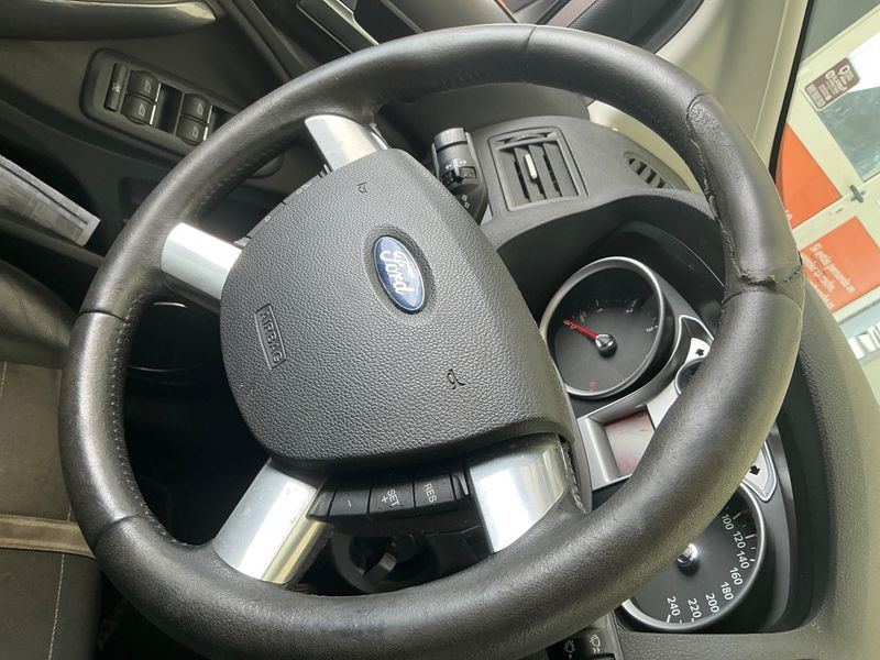 Ford Kuga 2.0 TDCi Titanium 2009 – снимка 28