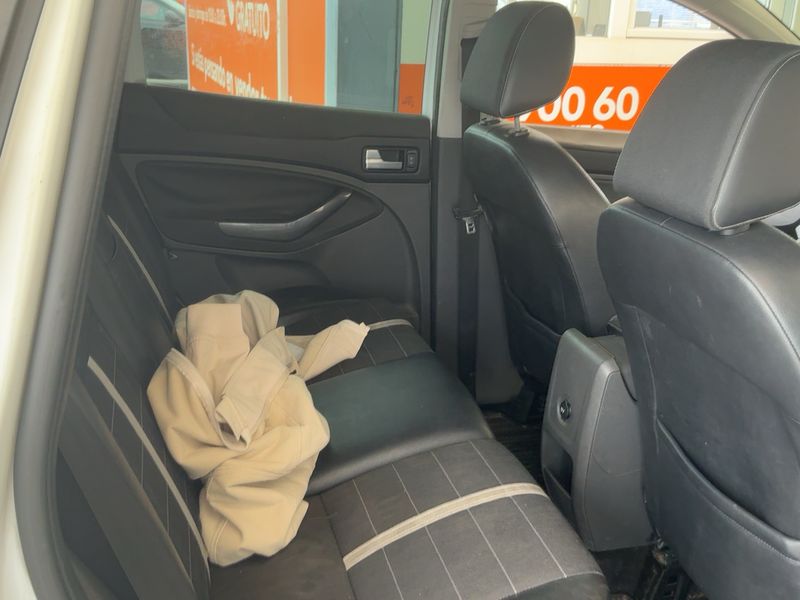 Ford Kuga 2.0 TDCi Titanium 2009 – снимка 19