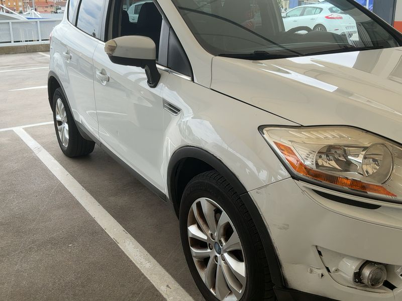 Ford Kuga 2.0 TDCi Titanium 2009 – снимка 12