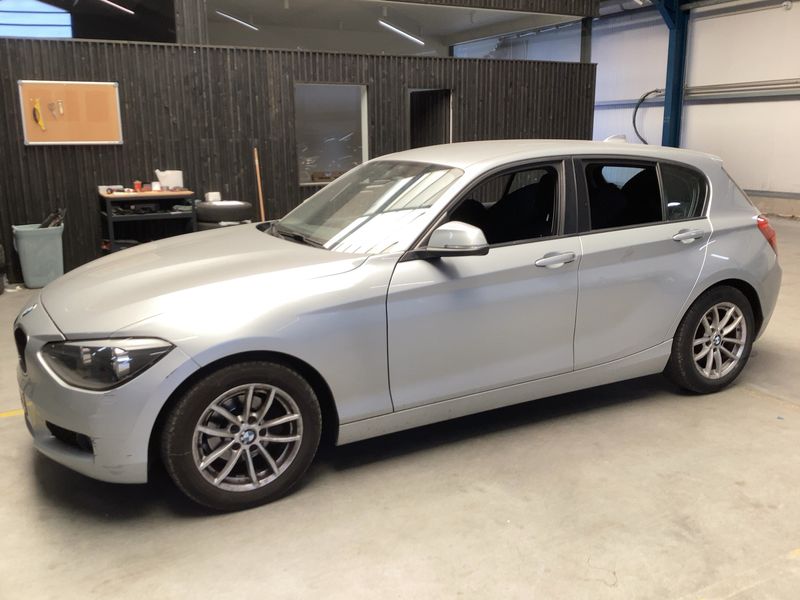 BMW 1er 116d EfficientDynamics Edition 2013 – снимка на щета 2