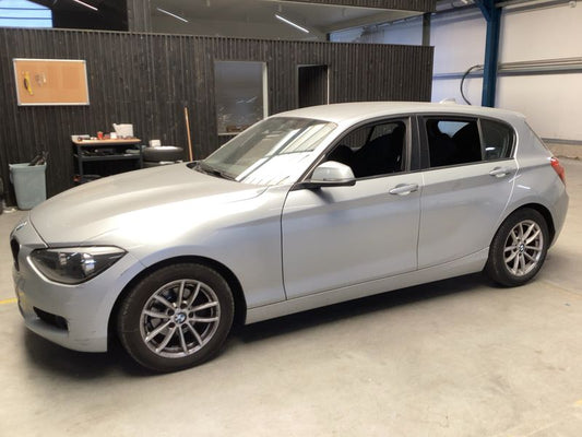 BMW 1er 116d EfficientDynamics Edition 2013 – снимка на щета 2