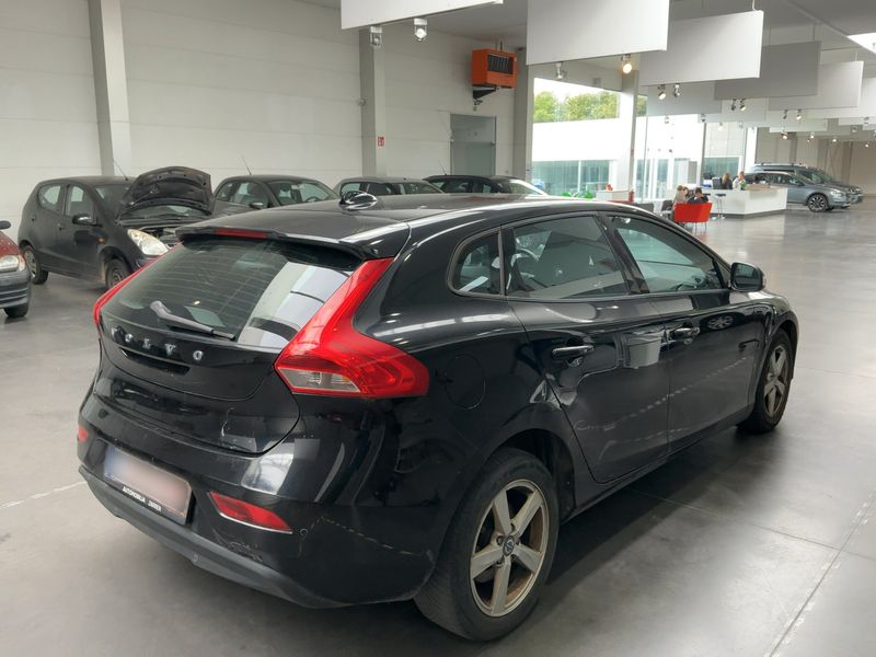 Volvo V40 1.6 D2 Kinetic 2014 – снимка 8