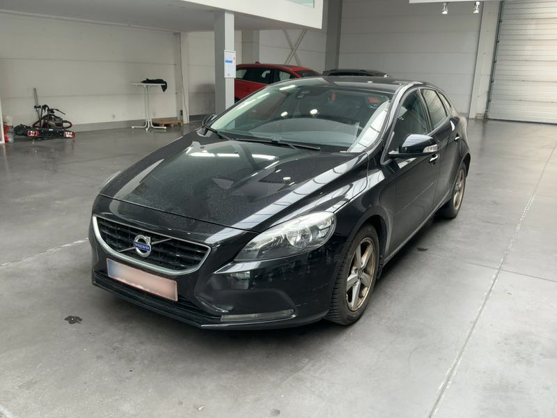 Volvo V40 1.6 D2 Kinetic 2014 – снимка 2